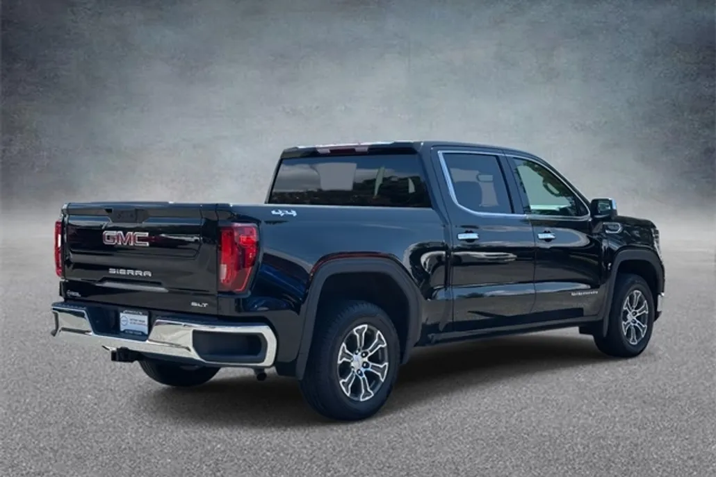 2024 Gmc Sierra 1500 SLT photo 1