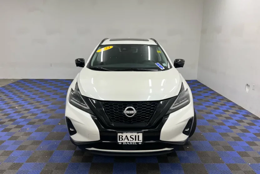 2023 Nissan Murano SL photo 1