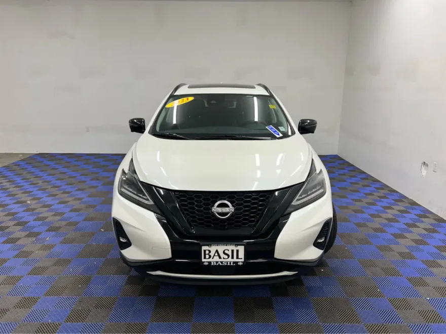 2023 Nissan Murano SL photo 1
