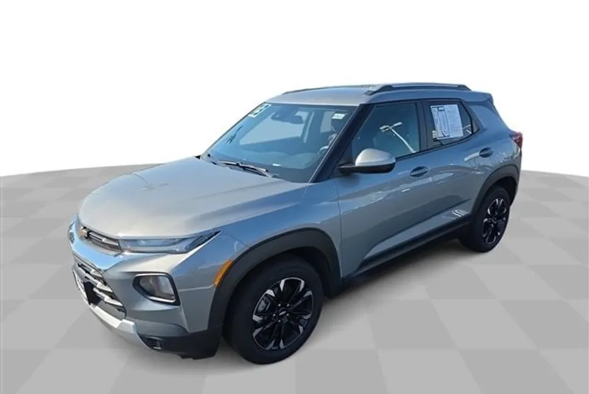 2023 Chevrolet Trailblazer LT photo 1