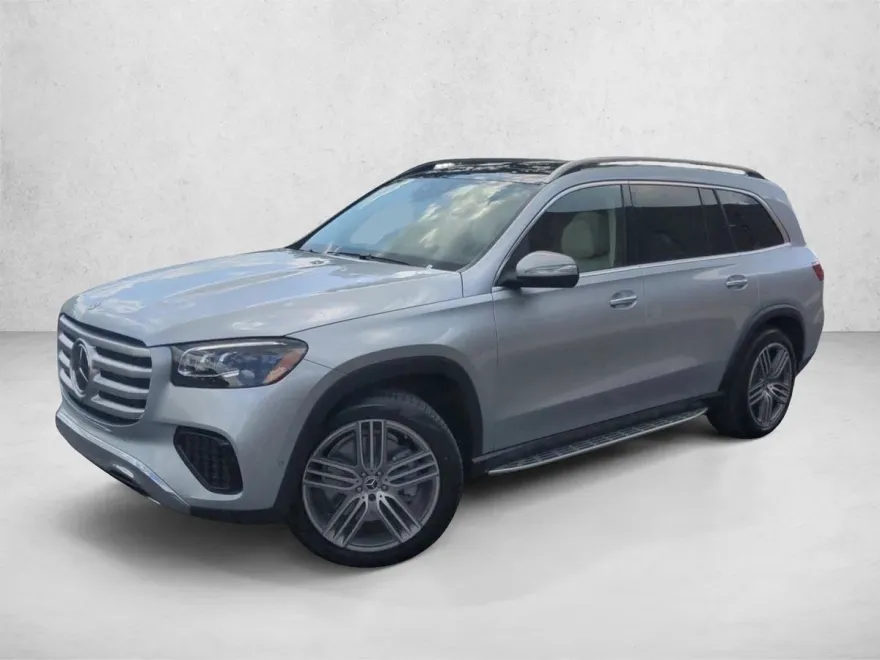 2025 Mercedes Benz GLS 450 4MATIC photo 1