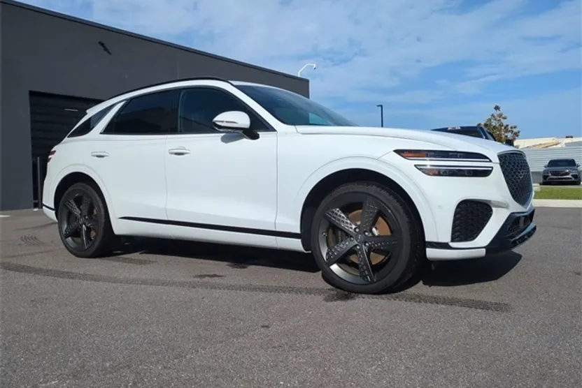 2025 Genesis GV70 3.5T Sport photo 1