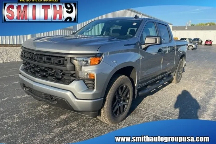 2026 Chevrolet Silverado 1500 Custom photo 1