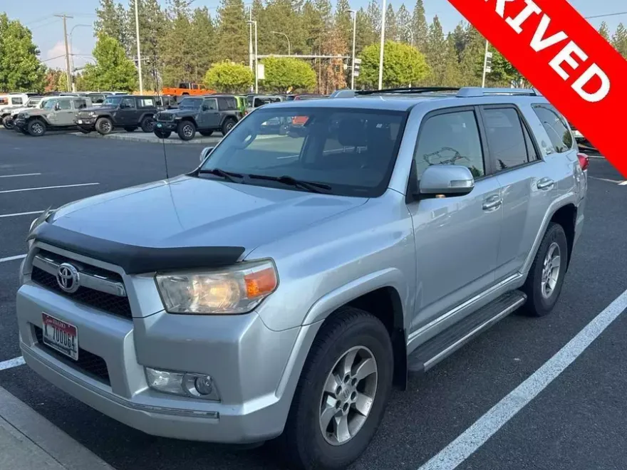 2012 Toyota 4Runner SR5 photo 1