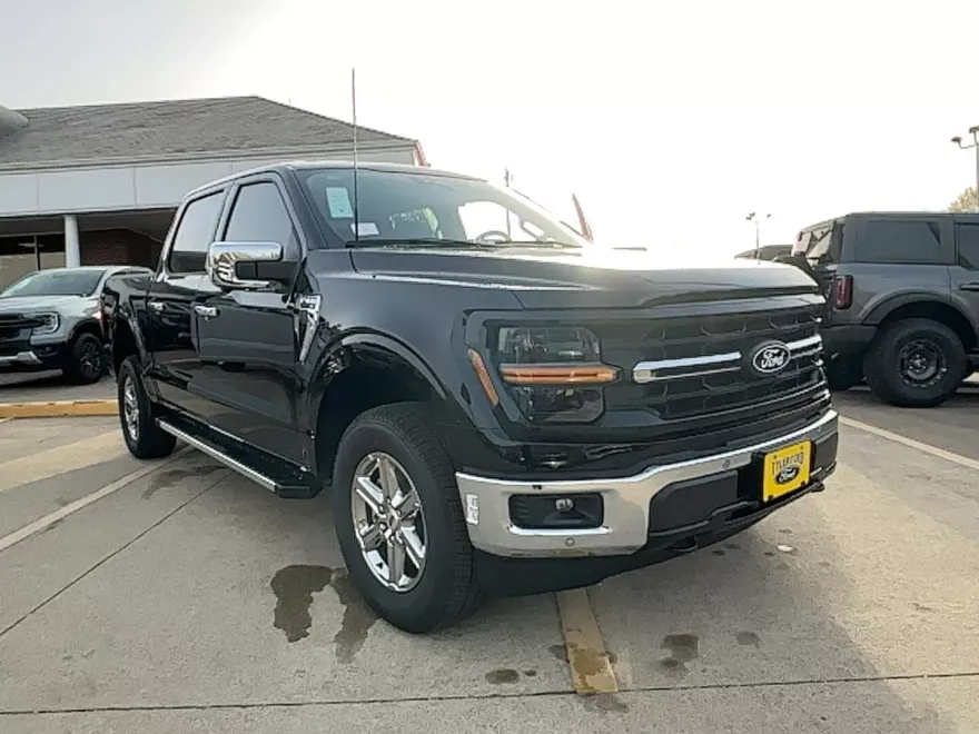 2025 Ford F-150 XLT photo 1