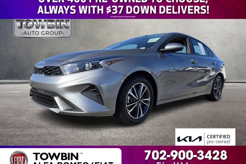 2023 Kia Forte LXS photo 1