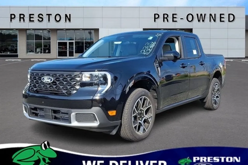 2025 Ford Maverick Lariat photo 1