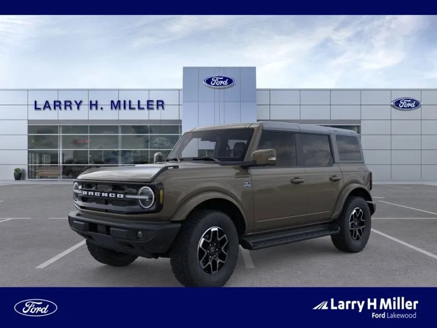 2025 Ford Bronco Outer Banks photo 1