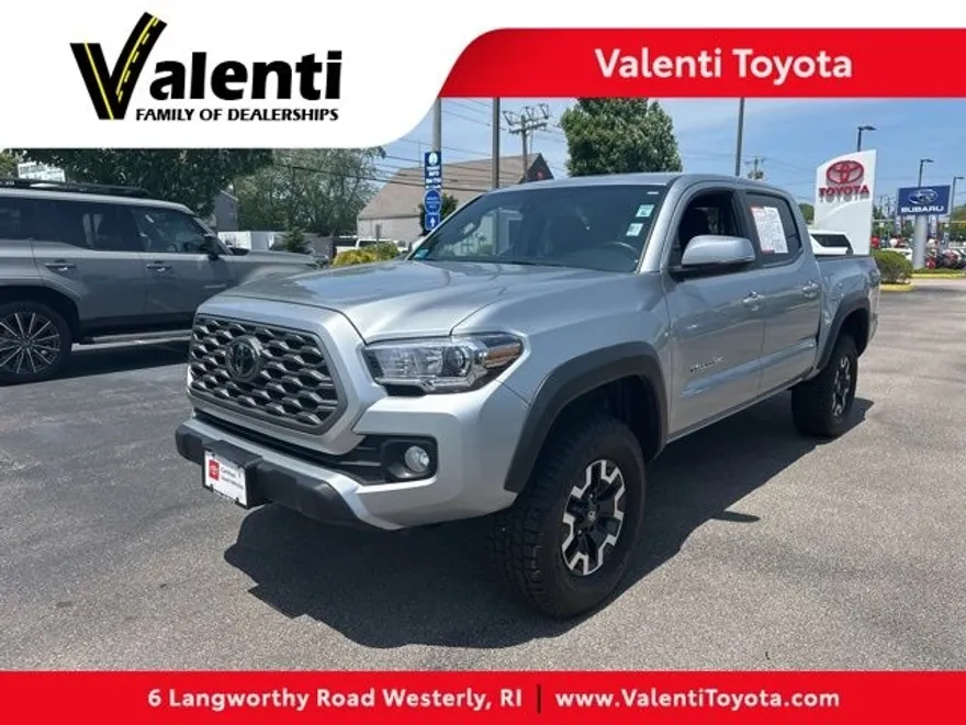 2023 Toyota Tacoma TRD photo 1