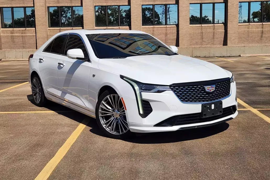 2020 Cadillac CT4 Premium Luxury photo 1