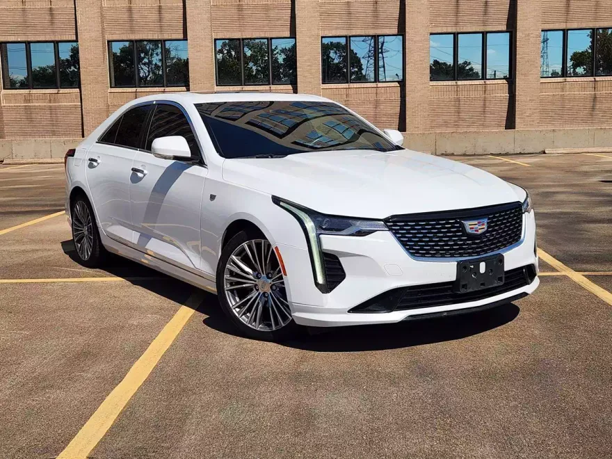 2020 Cadillac CT4 Premium Luxury photo 1