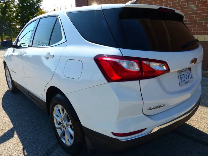 2018 Chevrolet Equinox LT photo 1