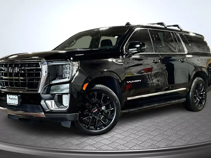 2022 Gmc Yukon XL SLT photo 1