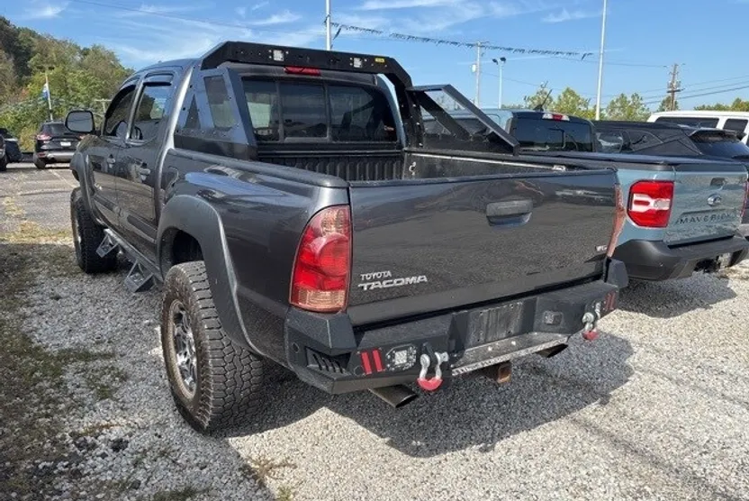 2014 Toyota Tacoma Base photo 1