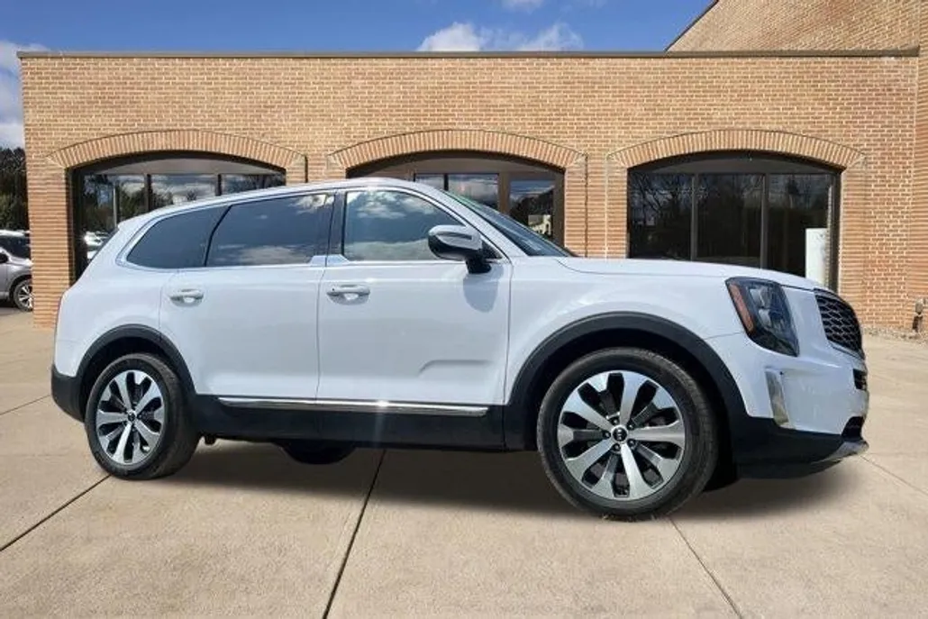 2021 Kia Telluride EX photo 1