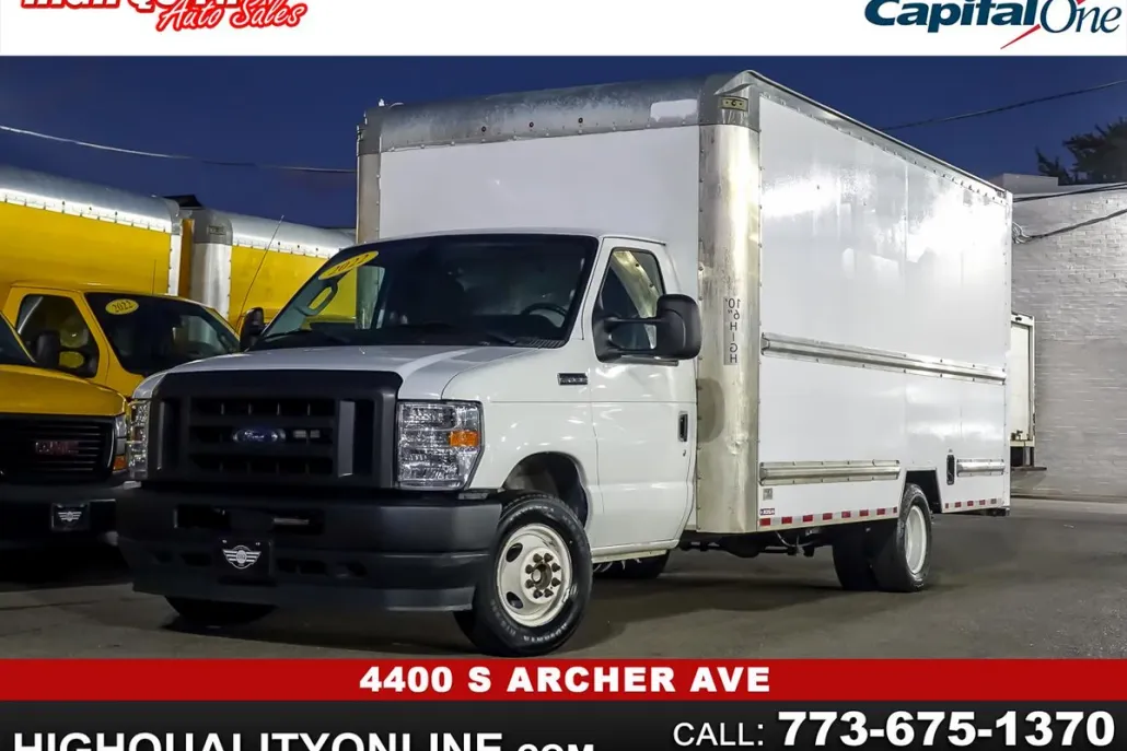 2022 Ford E-350 photo 1