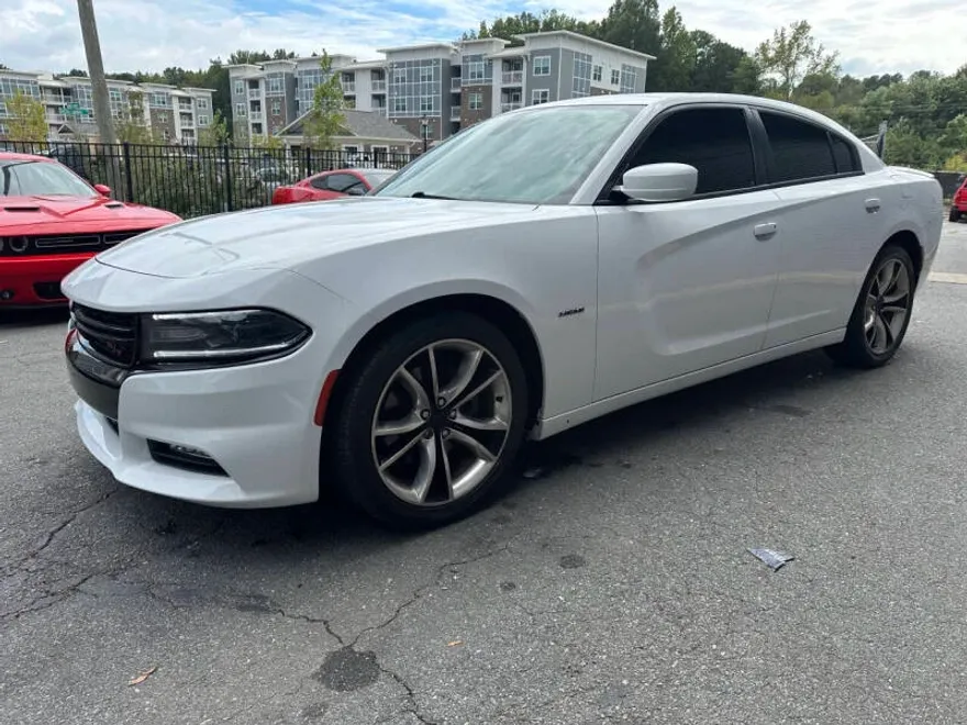 2015 Dodge Charger R/T photo 1