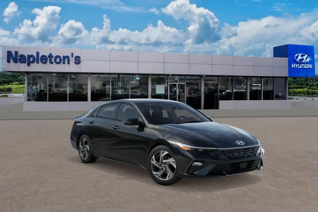 2025 Hyundai Elantra SEL Sport photo 1