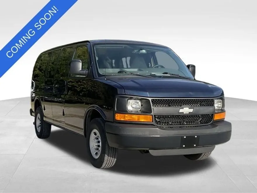 2015 Chevrolet Express 2500 LS Van photo 1