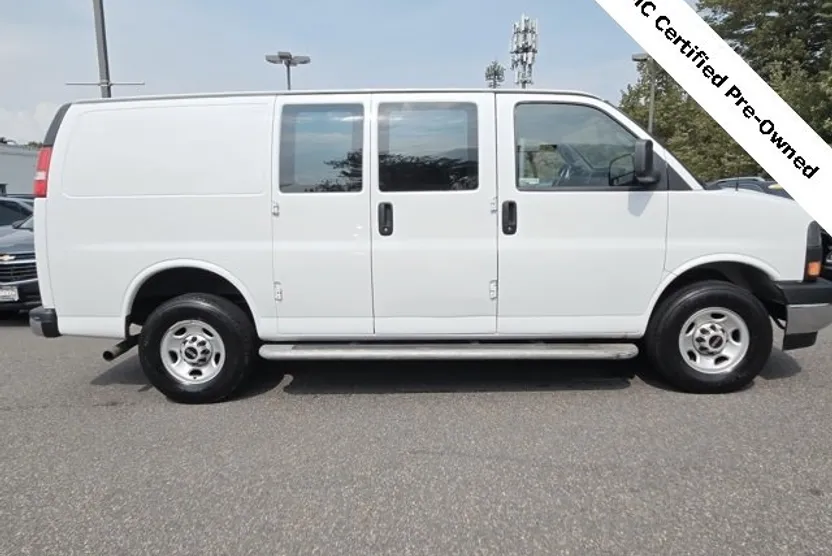 2023 Gmc Savana Cargo 2500 photo 1