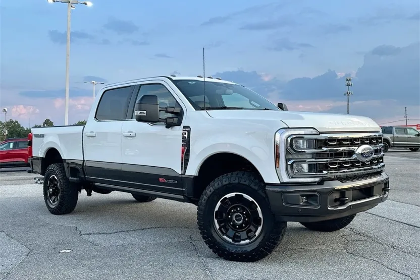 2025 Ford F-250 King Ranch photo 1