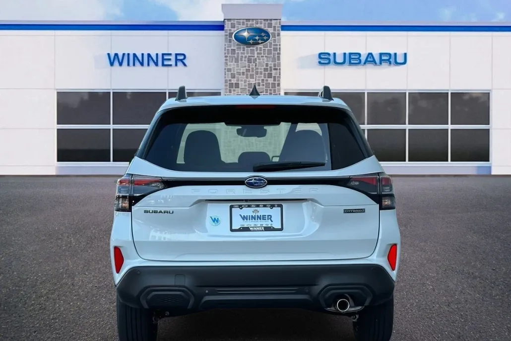 2025 Subaru Forester Limited photo 1