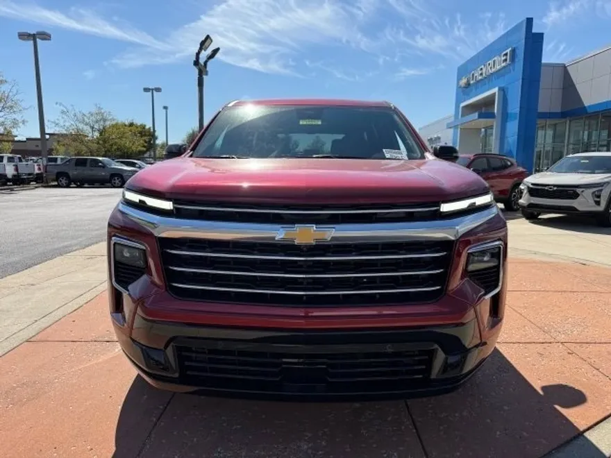 2026 Chevrolet Traverse High Country photo 1