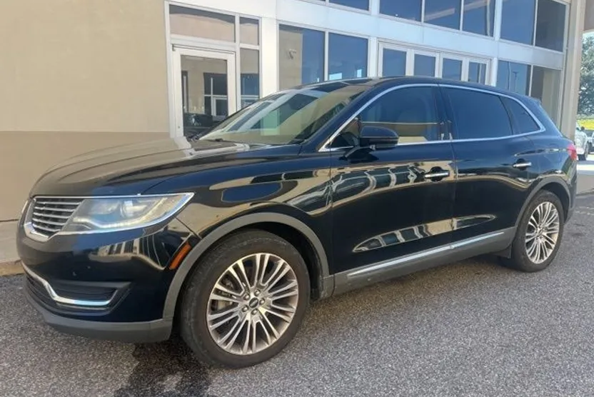 2017 Lincoln MKX Reserve photo 1