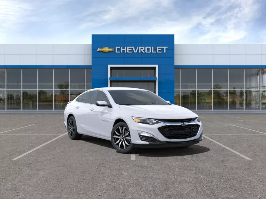 2025 Chevrolet Malibu RS photo 1