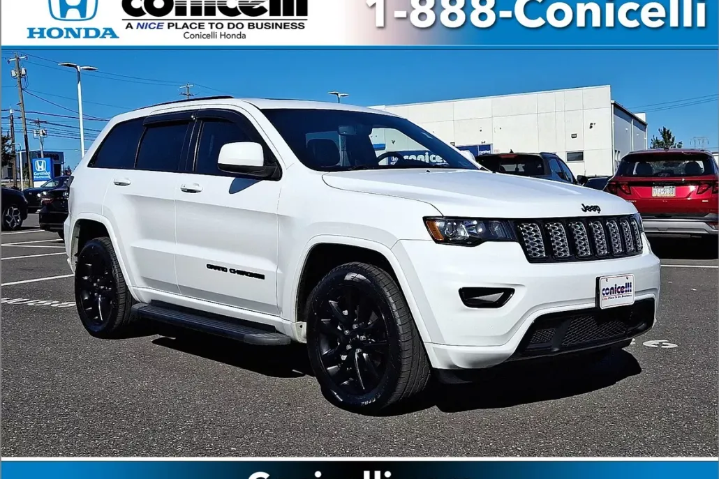 2020 Jeep Grand Cherokee Altitude photo 1