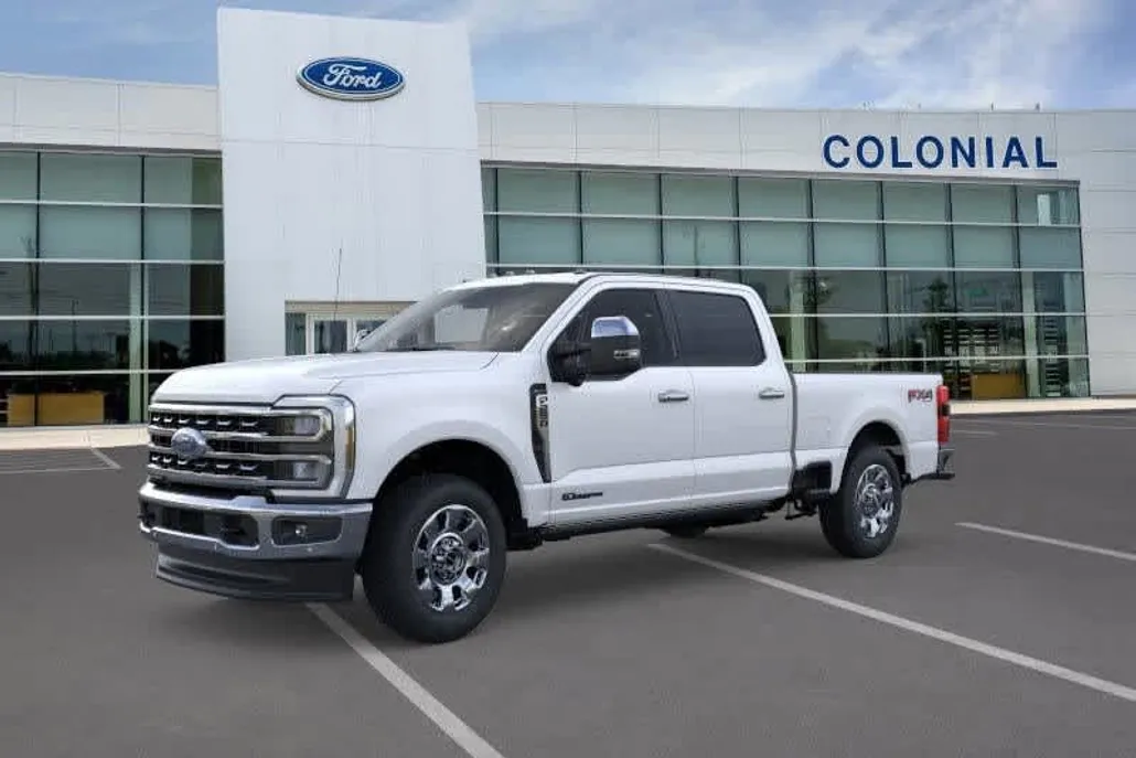 2025 Ford F-250 Lariat photo 1