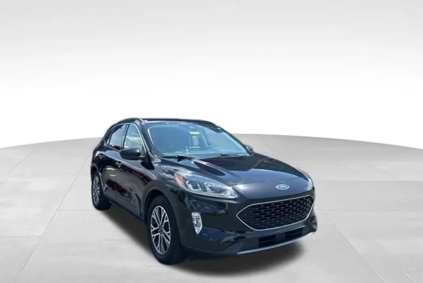 2020 Ford Escape SEL photo 1