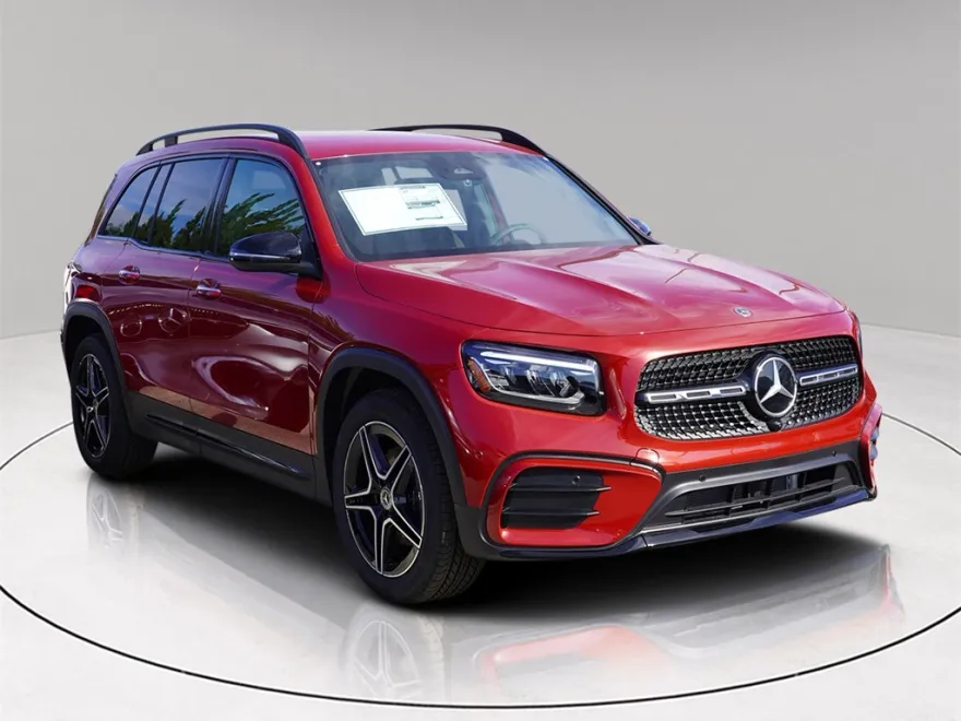 2025 Mercedes Benz GLB 250 photo 1