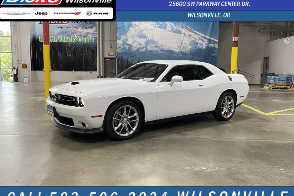2022 Dodge Challenger GT photo 1