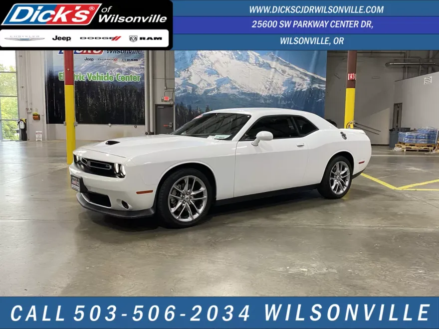 2022 Dodge Challenger GT photo 1