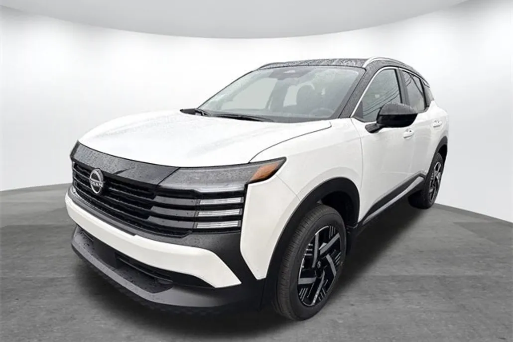 2026 Nissan Kicks SV photo 1