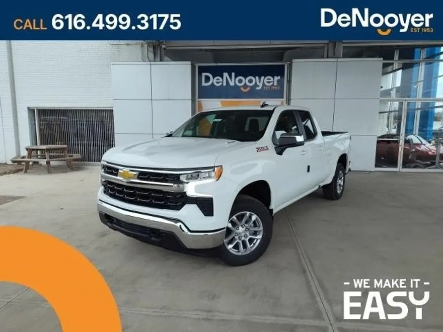 2025 Chevrolet Silverado 1500 LT photo 1