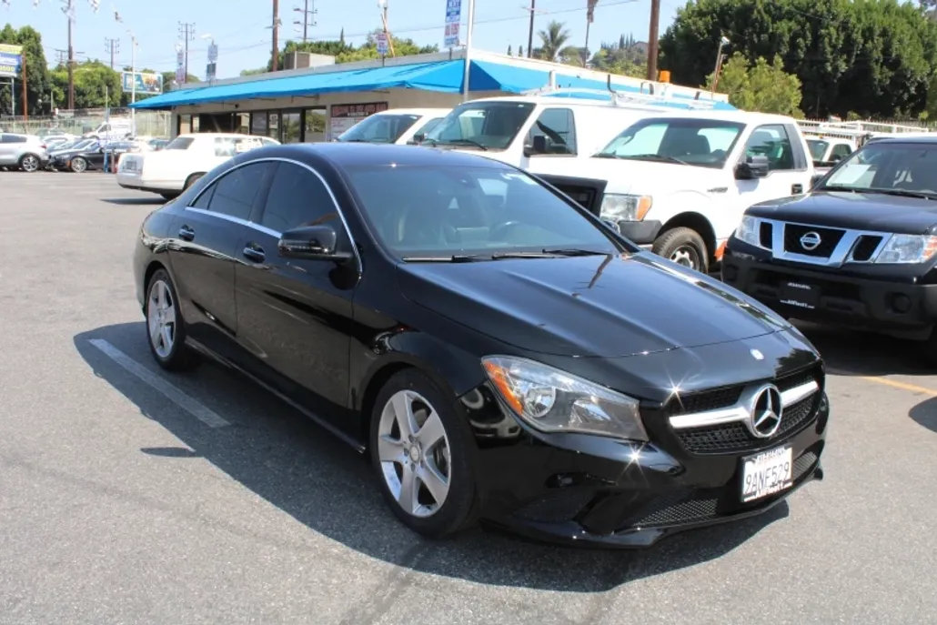 2016 Mercedes Benz CLA 250 photo 1