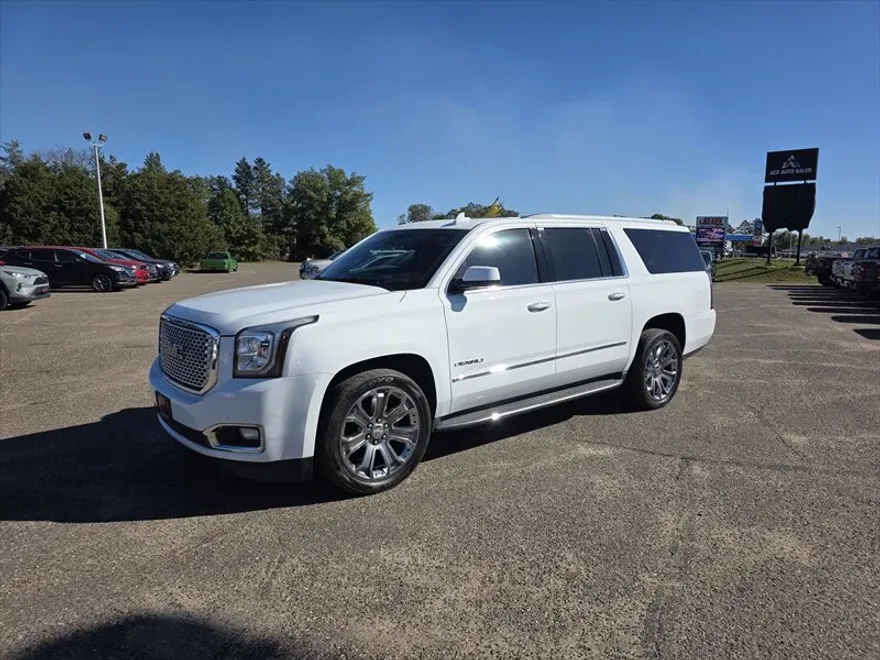 2016 Gmc Yukon XL Denali photo 1