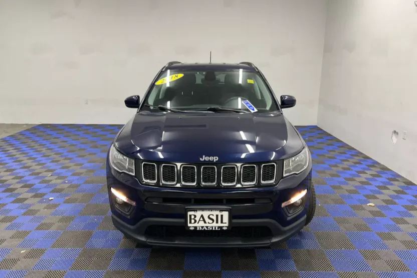 2018 Jeep Compass Latitude photo 1
