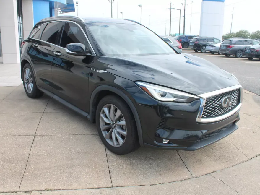 2021 Infiniti QX50 Luxe photo 1
