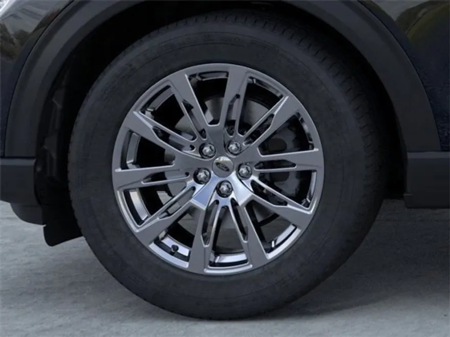 2025 Ford Explorer photo 1
