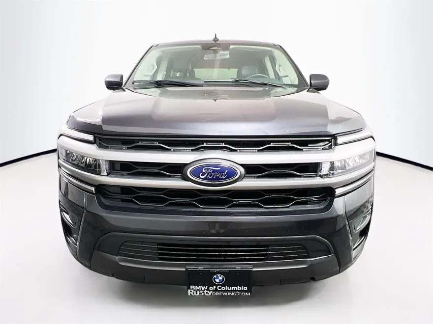 2024 Ford Expedition XLT photo 1