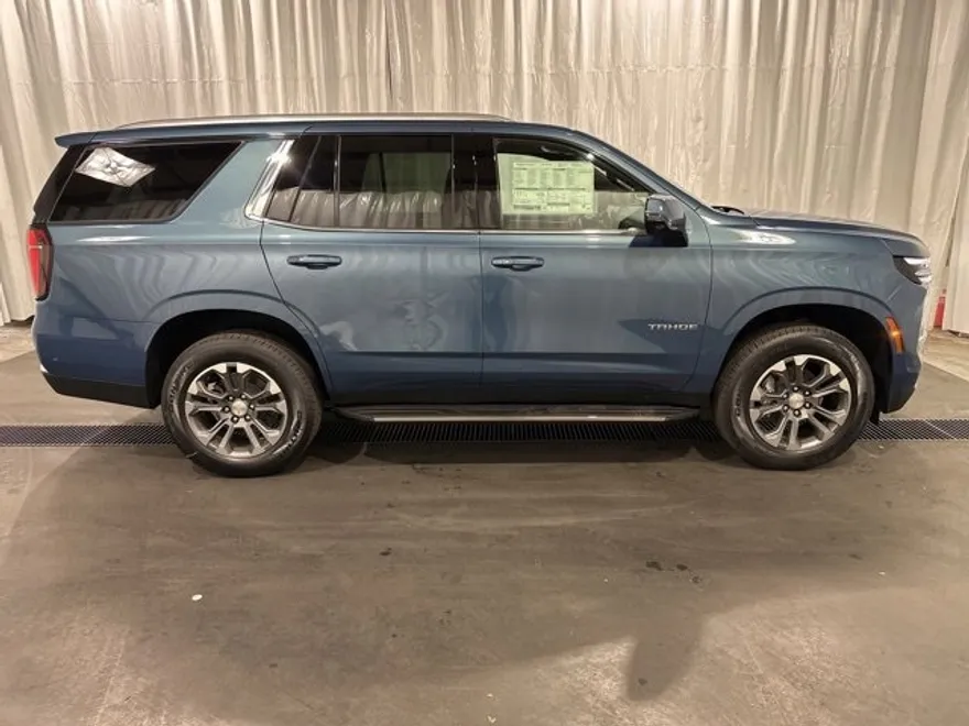 2025 Chevrolet Tahoe LT photo 1
