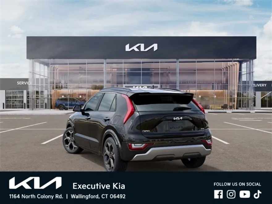 2025 Kia Niro Plug-In Hybrid SX Touring photo 1