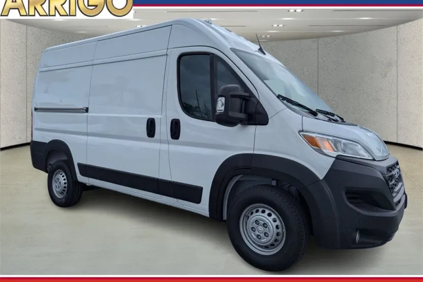 2025 Ram 1500 Tradesman photo 1