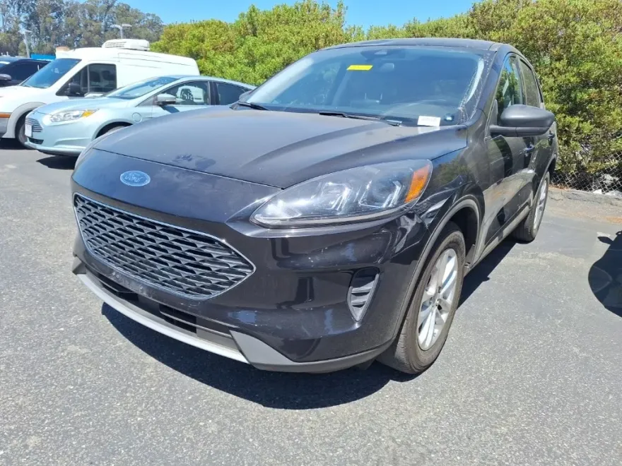2022 Ford Escape SE photo 1