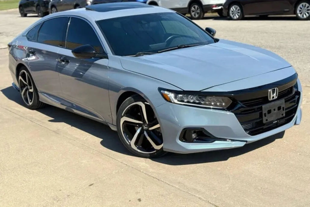 2022 Honda Accord Sport photo 1