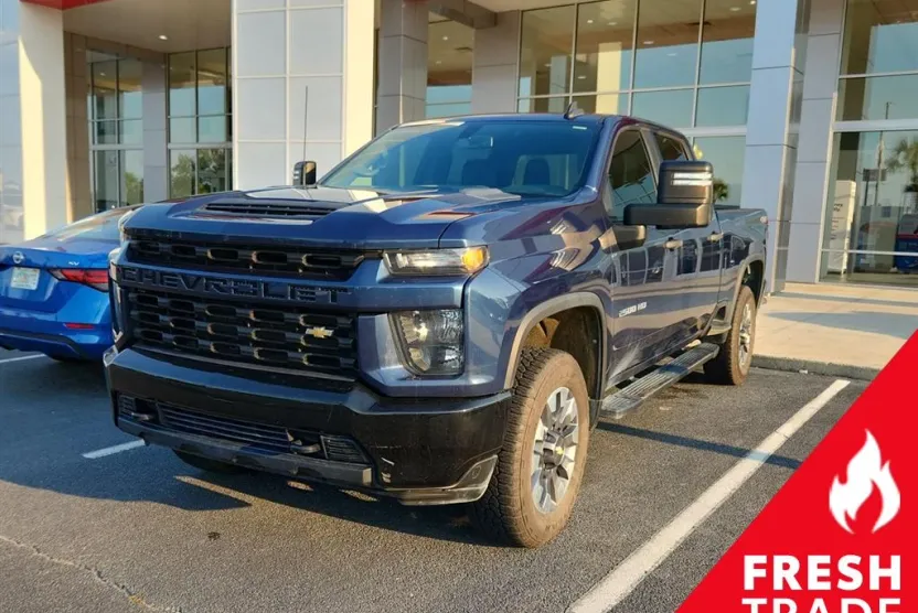 2022 Chevrolet Silverado 2500HD Custom photo 1