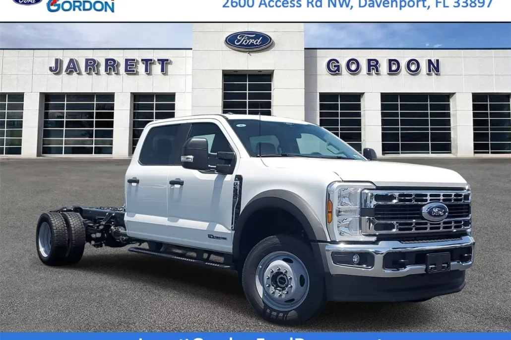 2025 Ford F-550 XL photo 1